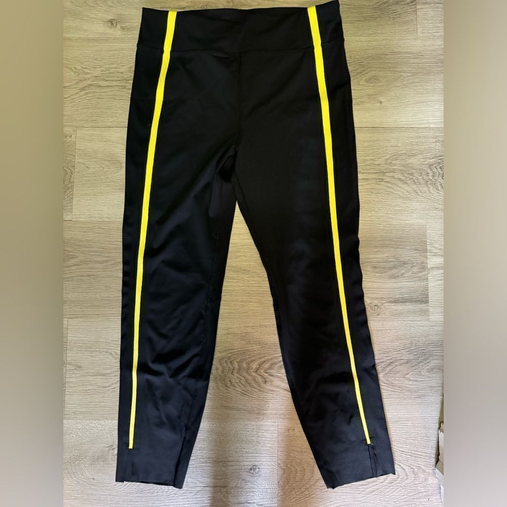 Zyia Leggings
